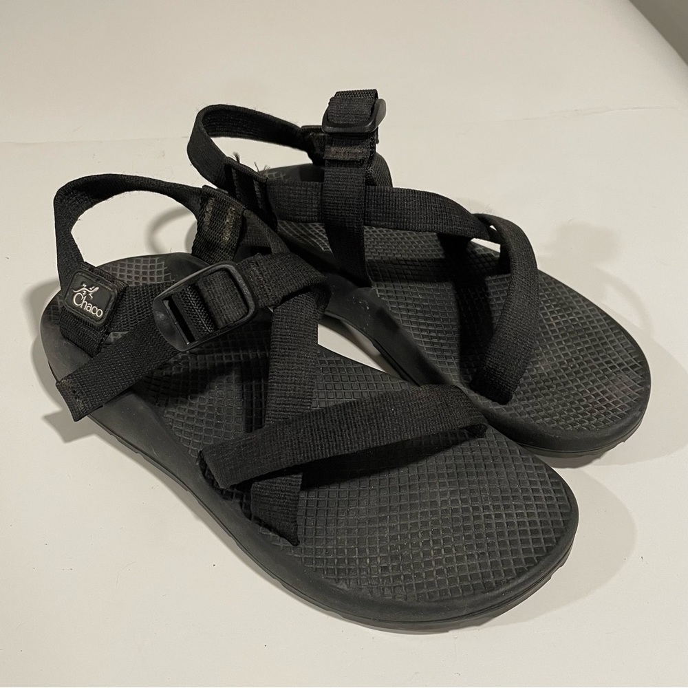 Chaco Z/1 Classic Sandals Womens 9 Black Strappy Outdoor Waterproof Vibram Soles